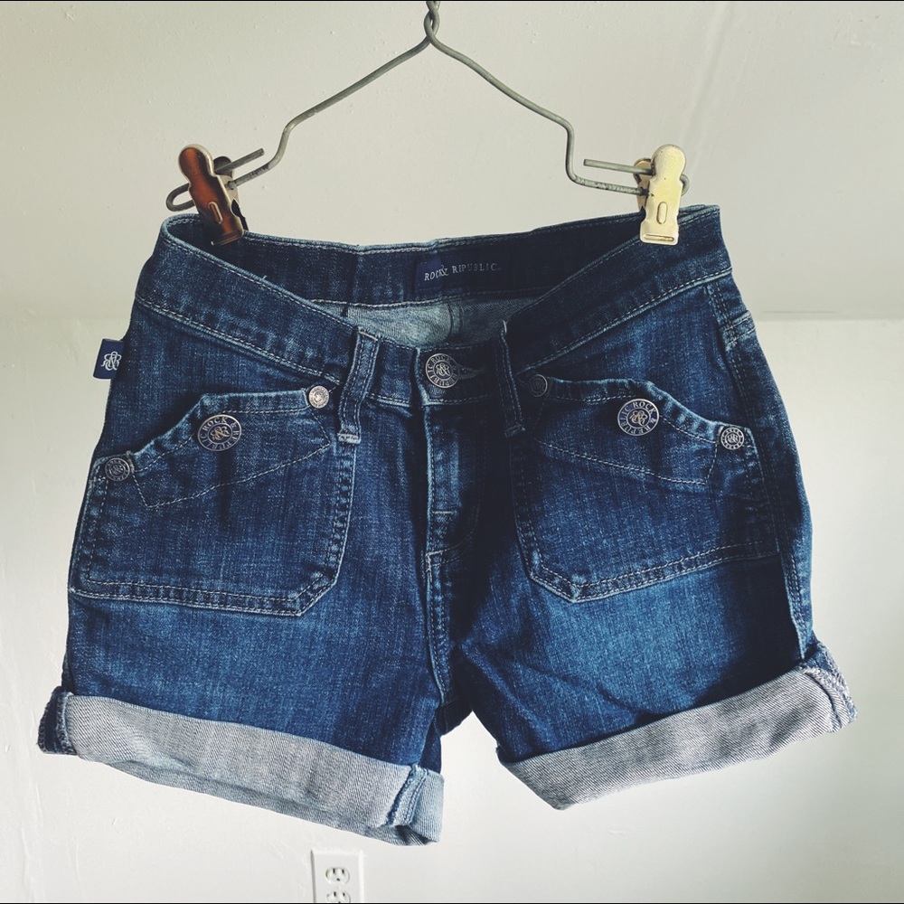 Rock & Republic Stinger Dark Wash Jean Shorts